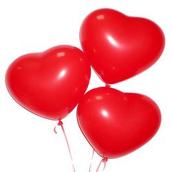 3 червоні кульки серця 22664 фото