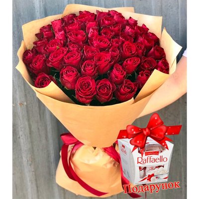 51 red roses with candies